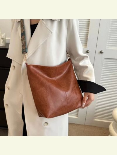 Large Capacity Bag Women's New Fashion Shoulder Bag Retro Versatile Broadband Crossbody Tote Bag Geometric Strap Hobo Bag