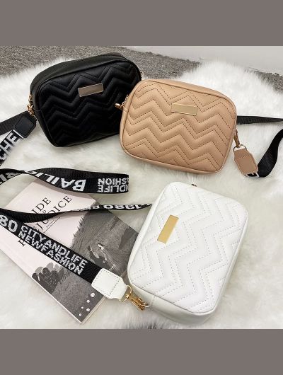 Fashion Solid Color Shoulder Bag Crossbody Bags for Women 2023 Leather Woven Bag Purse Female Designer Bags Handbags Women Bags