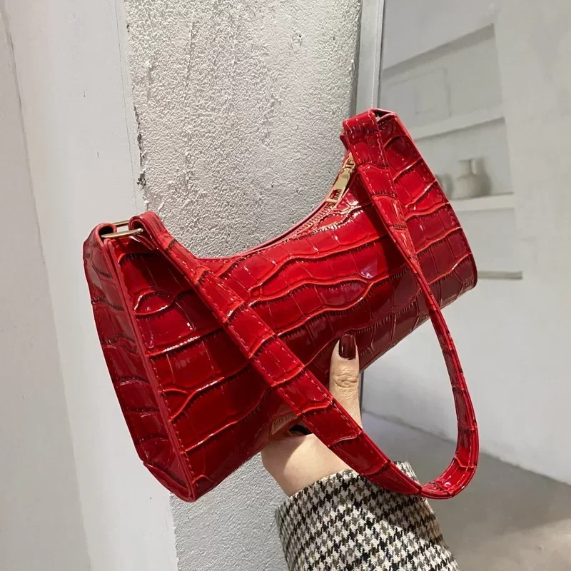 Fashion Exquisite Shopping Bag Retro Casual Women Totes Shoulder Bags Female Leather Solid Color Chain Handbag for Women 2024_1