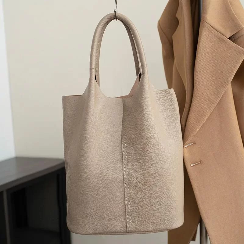 Genuine Leather Commuter Tote Bag Simple Ladies Soft Cowhide Tote Shoulder Handbag Large Capacity Women Bucket Bag 2025 New_10