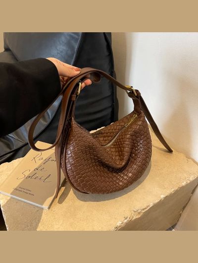 Women's Daily Shoulder Bag Weaving Simple New Moon Women's Solid Color Fashion Crossbody Bag Leisure Handbag Commuter Bag