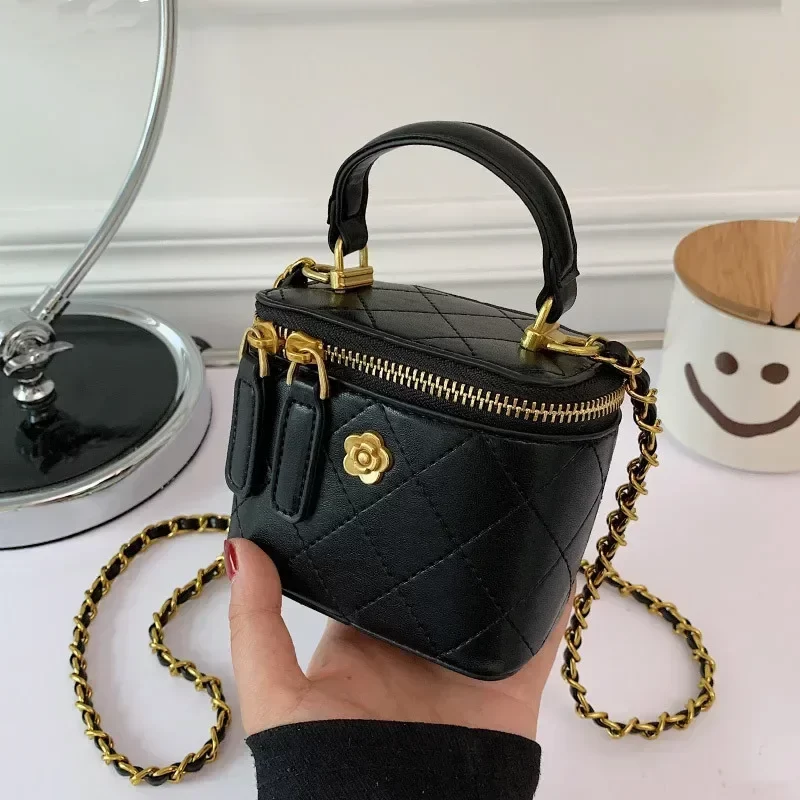 Small  Shoulder Bucket Bag For Women Classic Mini Clutches Female Small Square Box Crossbody Metal Chain Handbag_10