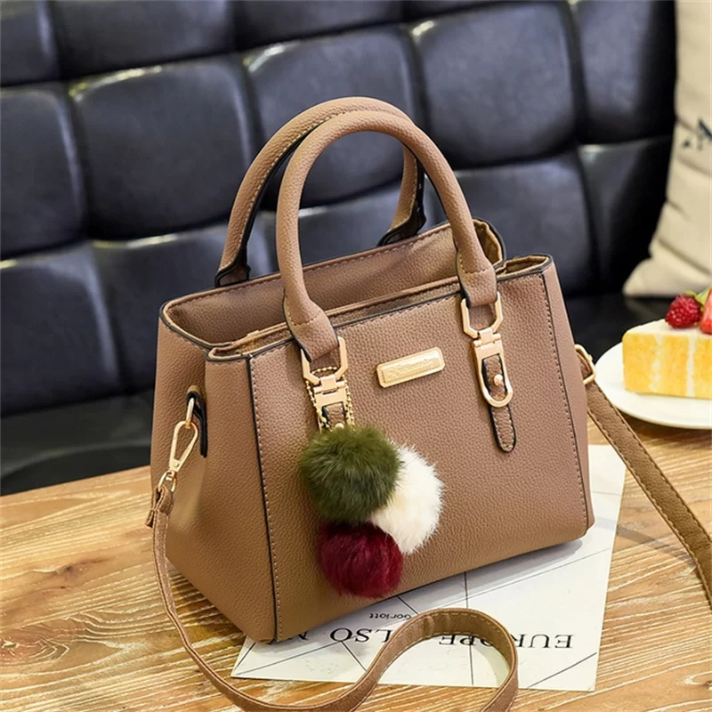 1PC Black Women Handbag Large Capacity PU Leather Lady Shoulder Bag Messenger Bag With Hairball Travel Bag Fashion High Quality_2