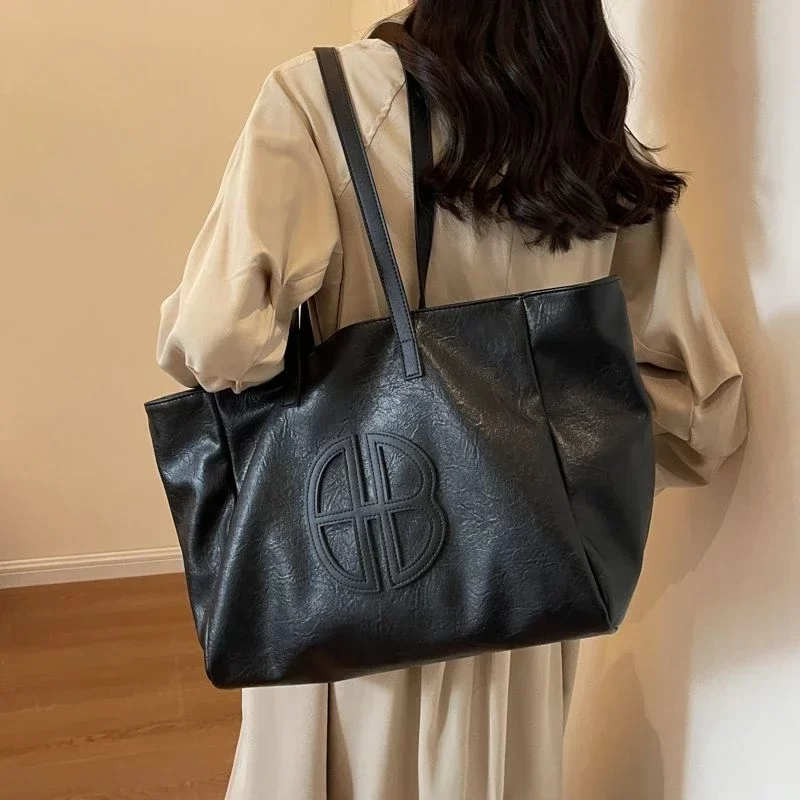 Luxury Vintage Tote Bag for Women,Large Capacity Commuter designer Shoulder Bags,Replicas of luxury Top-Handle Bag 2024 New_3