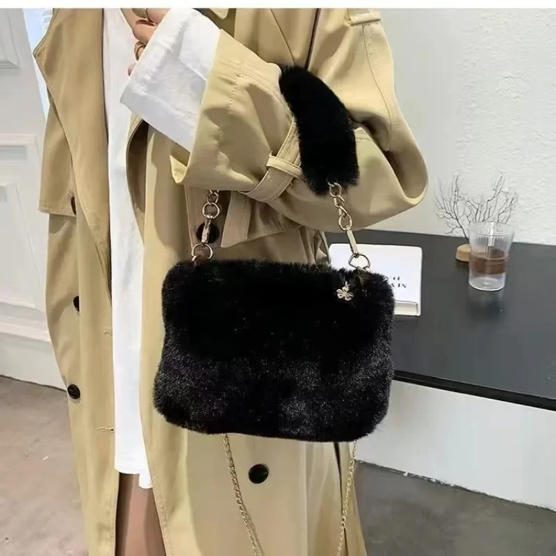 Fashion Women Fluffy Shoulder Bags Female Winter Chain Underarm Bag Solid Color Handbag Soft Plush Handle Bag_7