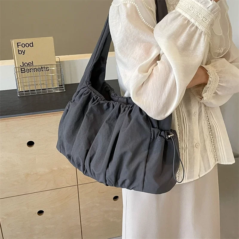 Hot Selling Fashion Nylon Pleated Women's Crossbody Bag 2025 New Casual Trend Versatile Large Capacity Tote Women's Shoulder Bag_3