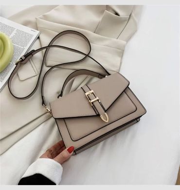 Women PU Leather Messenger Shoulder Bag Ladies Solid Color Simple Crossbody Bag Fashion Handbag Leisure Portable Sling Bag