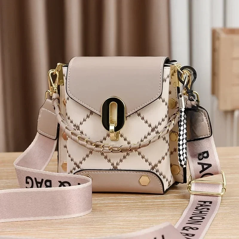 Summer New Bag Korean Style Simple Small Square Bag Fashion All-Match Shoulder Crossbody Fashion Mini Phone Bag Women Handbags_8