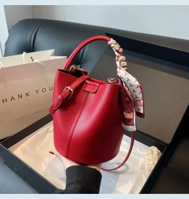 Hot Selling Simplicity High-end Women's Crossbody Bag PU Material Versatile Bucket Bag Fashion Handbag Commuting