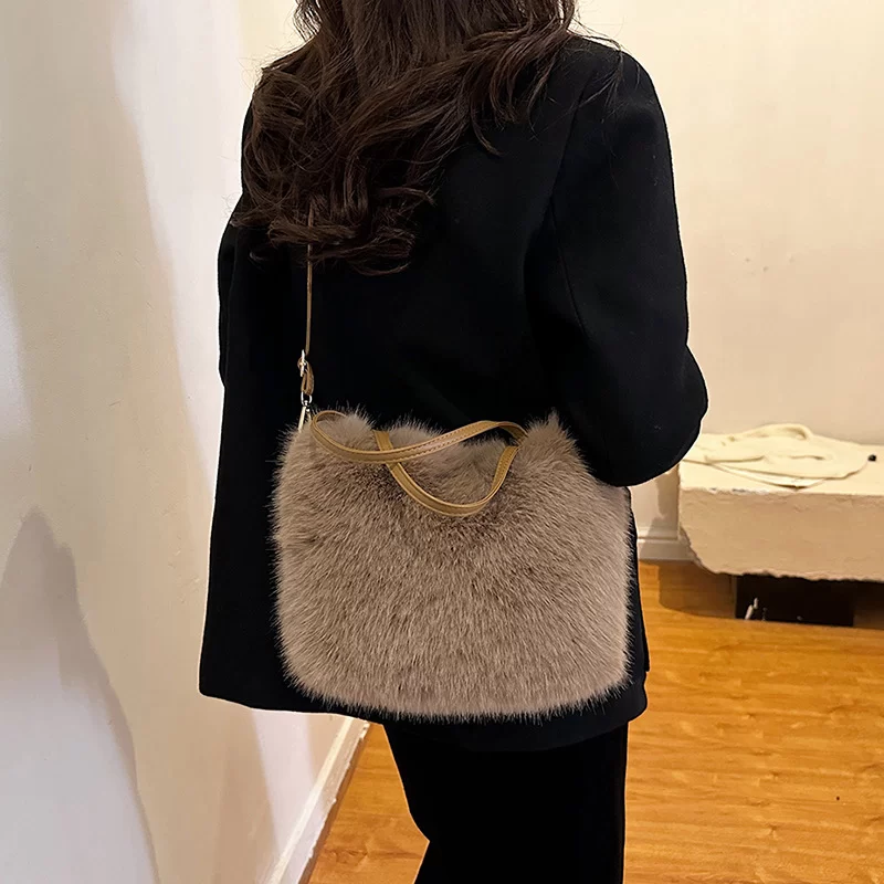 Faux Fur Tote Bag Women's Bucket Plush Luxury Design Ladies Handbags Soft Winter Crossbody Shoulder Bags Bolsa Feminina_2