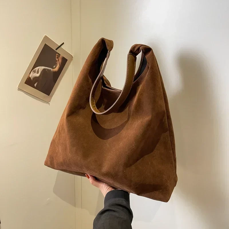 Vintage Women's Bag Large Capacity Suede Shoulder Bag Solid Color Simple Casual Commuter Bag_1