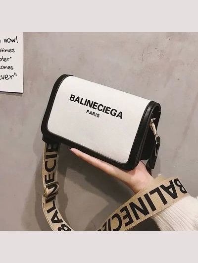 2024 New Camera Bag Luxury Designer Handbag Women's Bag  European and American Retro Color Contrast Small Square Bag Trendy