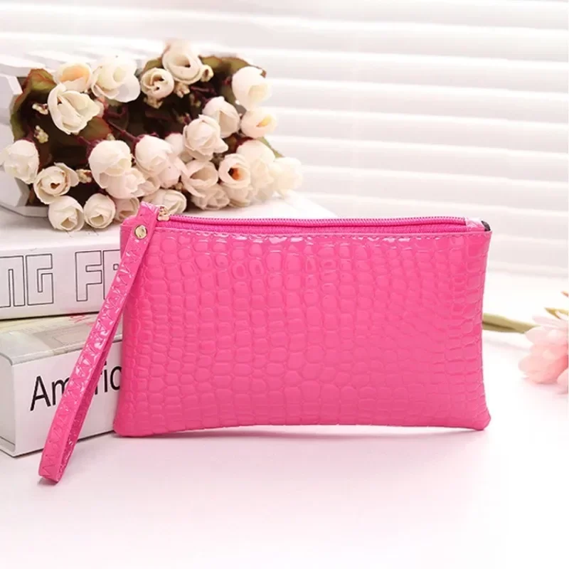 New Women Crocodile Pattern PU Long Wallet Litchi Grain Coin Purse Female Bag Wrist Bags Zipper Phone Pocket Credit Card Holder_1