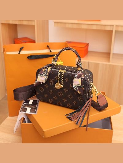 Fashion Crossbody Bags for Women Designer Luxury Shoulder Purses Handbag Women Clutch Travel Tote Bag