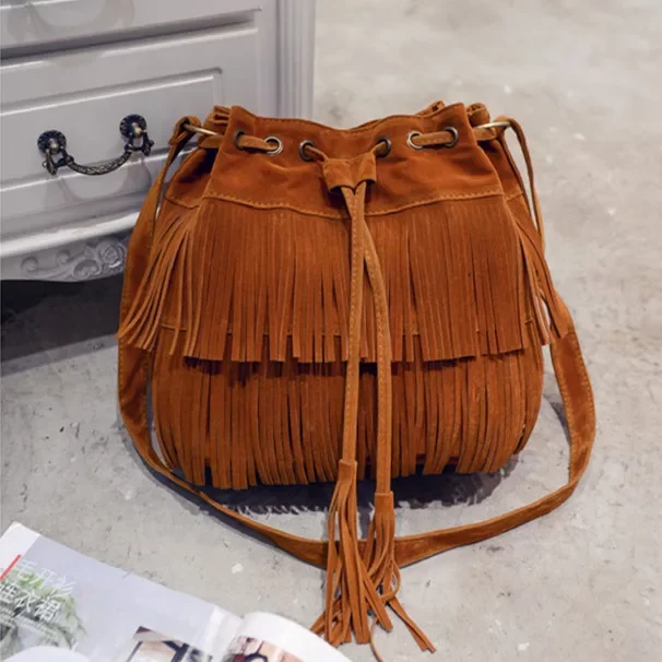 Fashion Retro Faux Suede Fringe Women Messenger Bags Tote New Handbag Tassel Shoulder Handbags Crossbody Bag Tassel Bucket_8