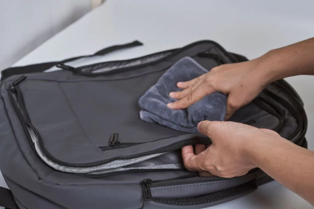 How to Keep Your Backpack Clean While on the Go: Practical Tips and Tricks