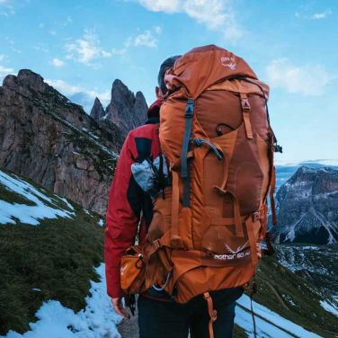 How to Choose the Best Backpack for Different Weather Conditions