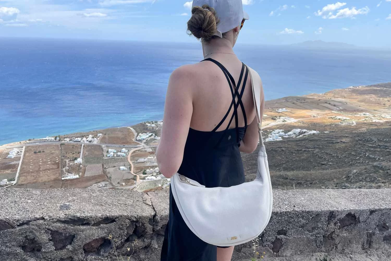 Comfortable Handbags for Day Trips and Adventures: Your Perfect Travel Companion