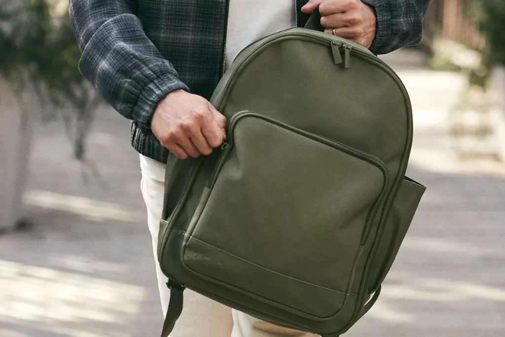 Stylish Backpacks for Young Professionals: Top Picks for Work and Beyond